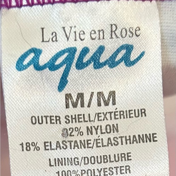 Woman bathing suit - Picture 6 of 13